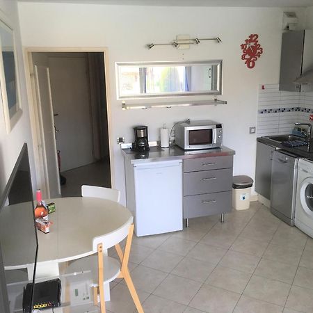 Agreable Appartement 4 Personnes A Villeneuve-Loubet Plage, Piscine, Mer, Commerces A Proximite Ngoại thất bức ảnh