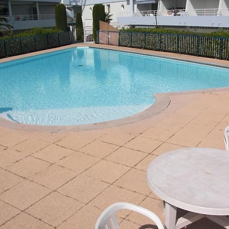Agreable Appartement 4 Personnes A Villeneuve-Loubet Plage, Piscine, Mer, Commerces A Proximite Ngoại thất bức ảnh