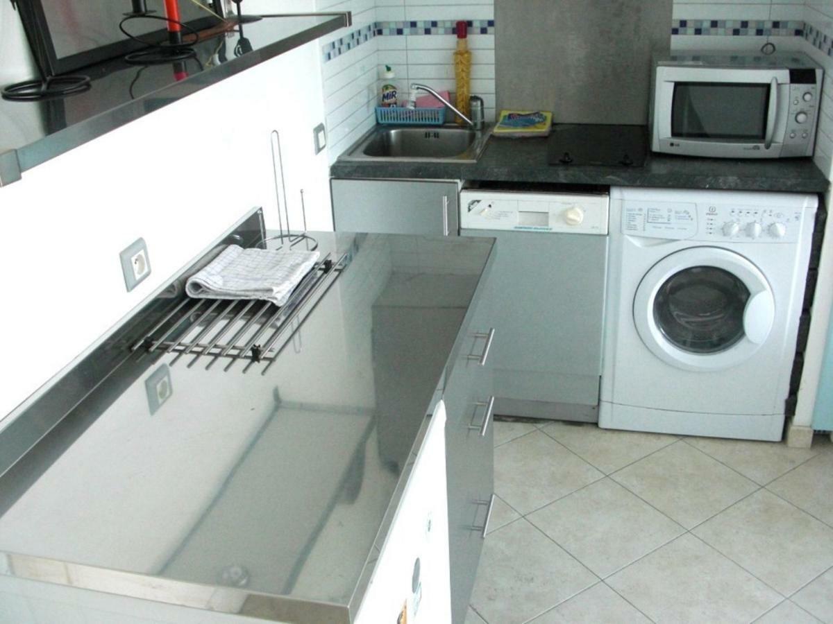 Agreable Appartement 4 Personnes A Villeneuve-Loubet Plage, Piscine, Mer, Commerces A Proximite Ngoại thất bức ảnh